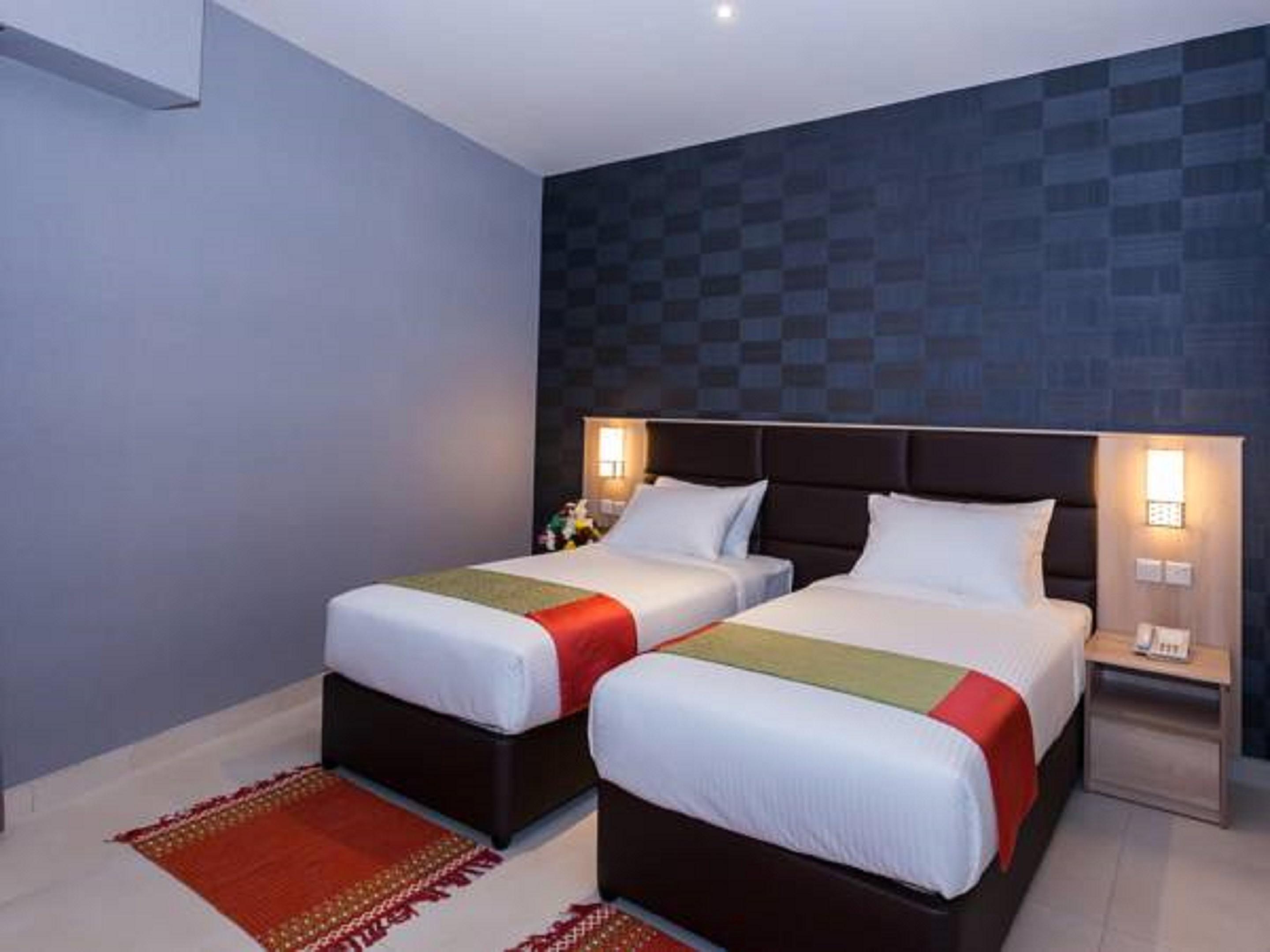 Florida Square Hotel Dubai Esterno foto