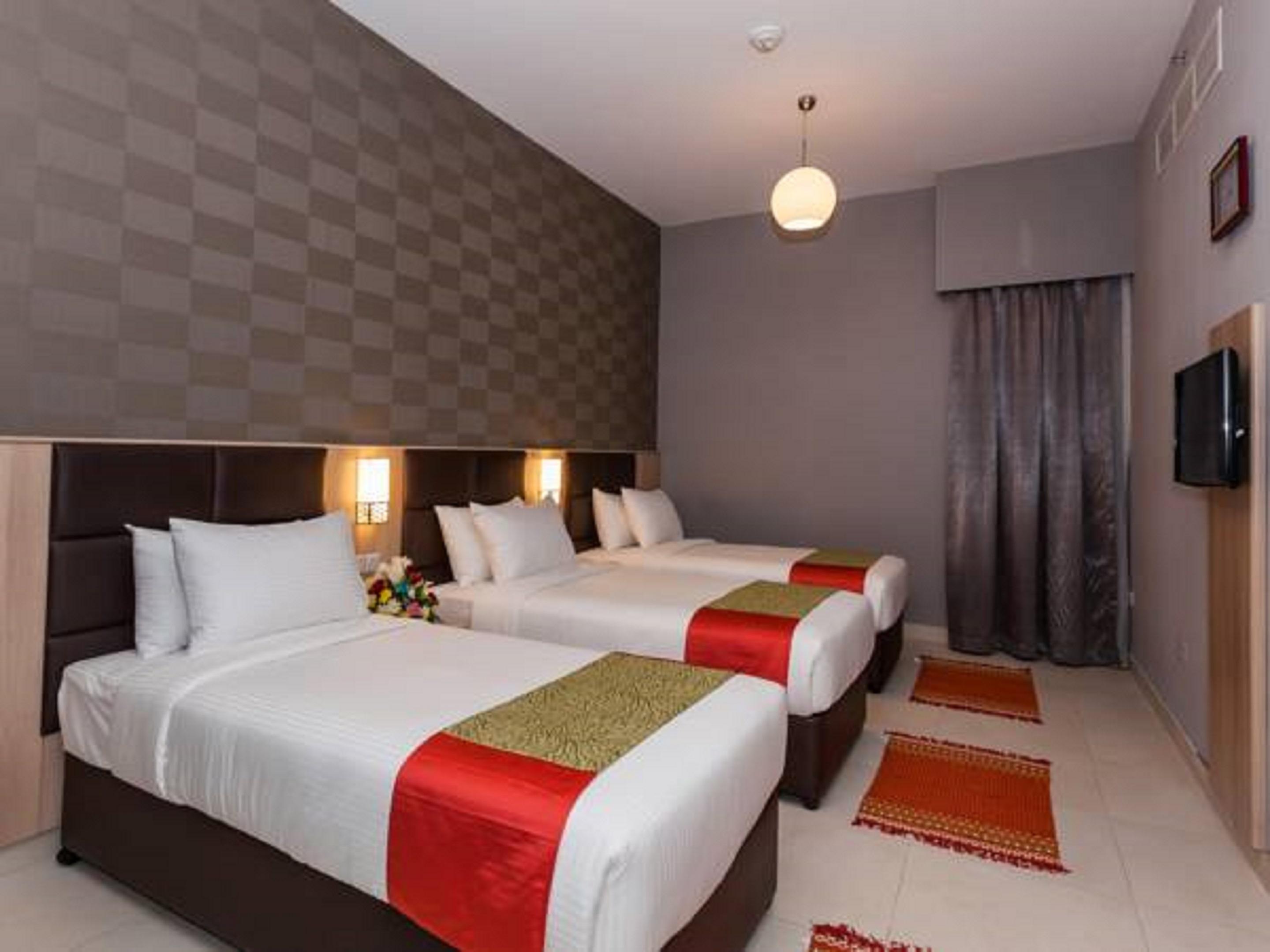 Florida Square Hotel Dubai Esterno foto
